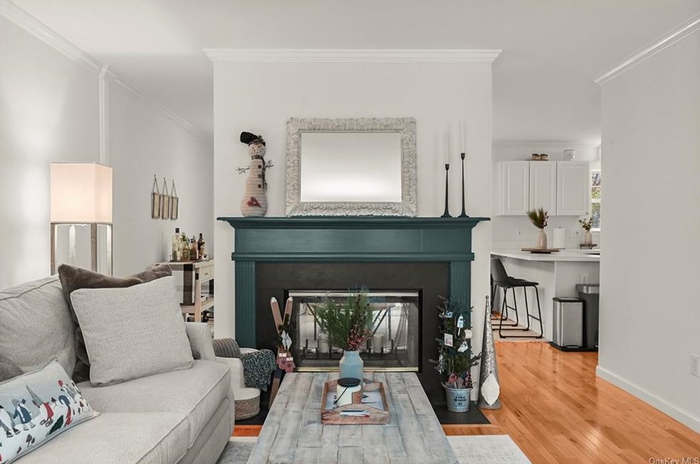 87 Park Rd Ext, Goldens Bridge NY  10526-1126 exterior