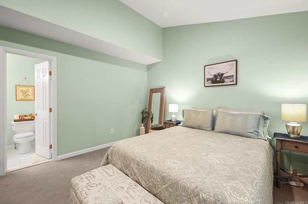 87 Park Rd Ext, Goldens Bridge NY  10526-1126 exterior