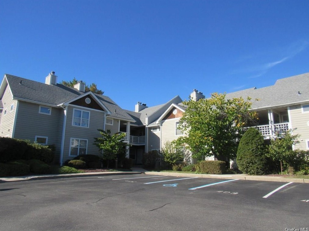 408 Arlin Rd, Monroe, NY 10950-1445