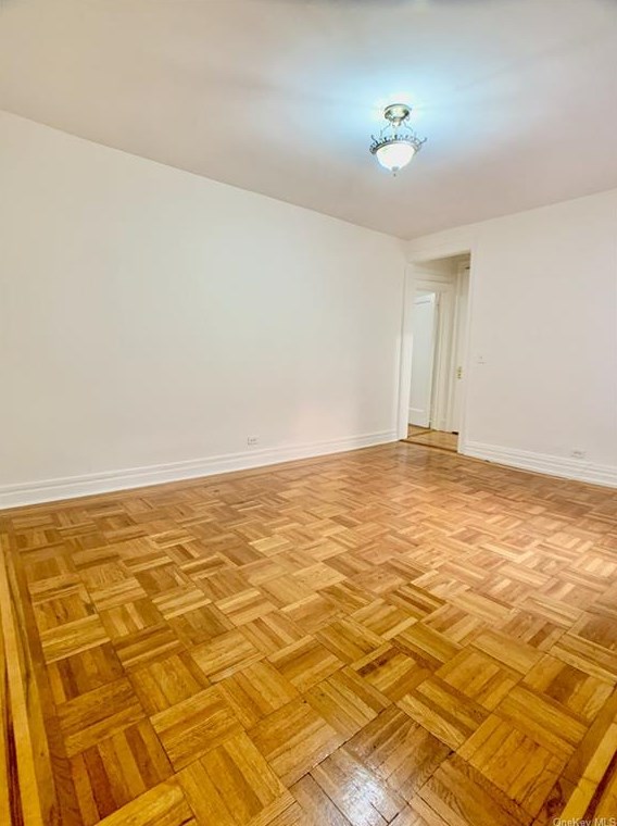 2156 Cruger Ave #4k, Bronx, NY 10462