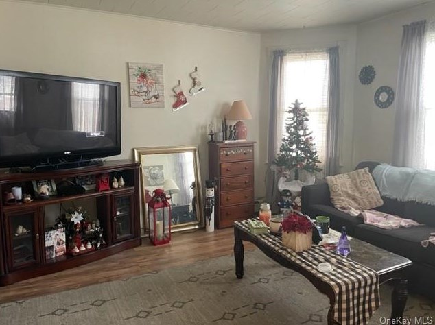 11 Neversink Ave, Port Jervis NY  12771-1734 exterior
