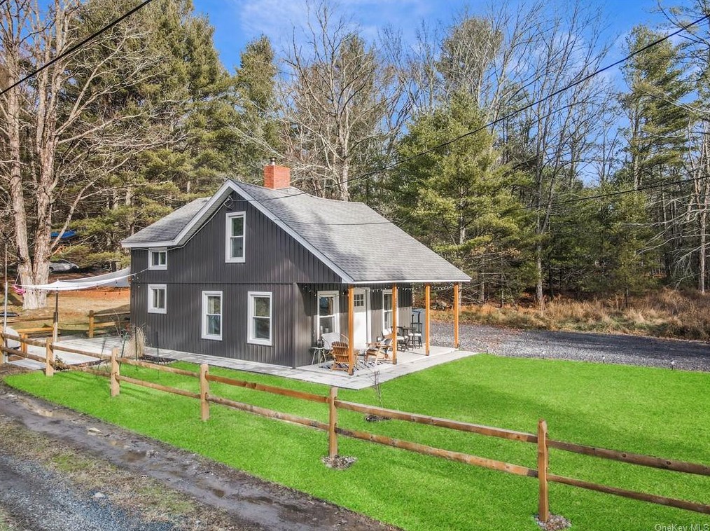 113 Whitehead Rd, Sparrowbush, NY 12780