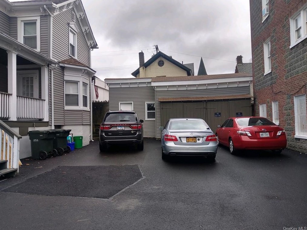 6 Schneider Ave, Highland Falls, NY 10928