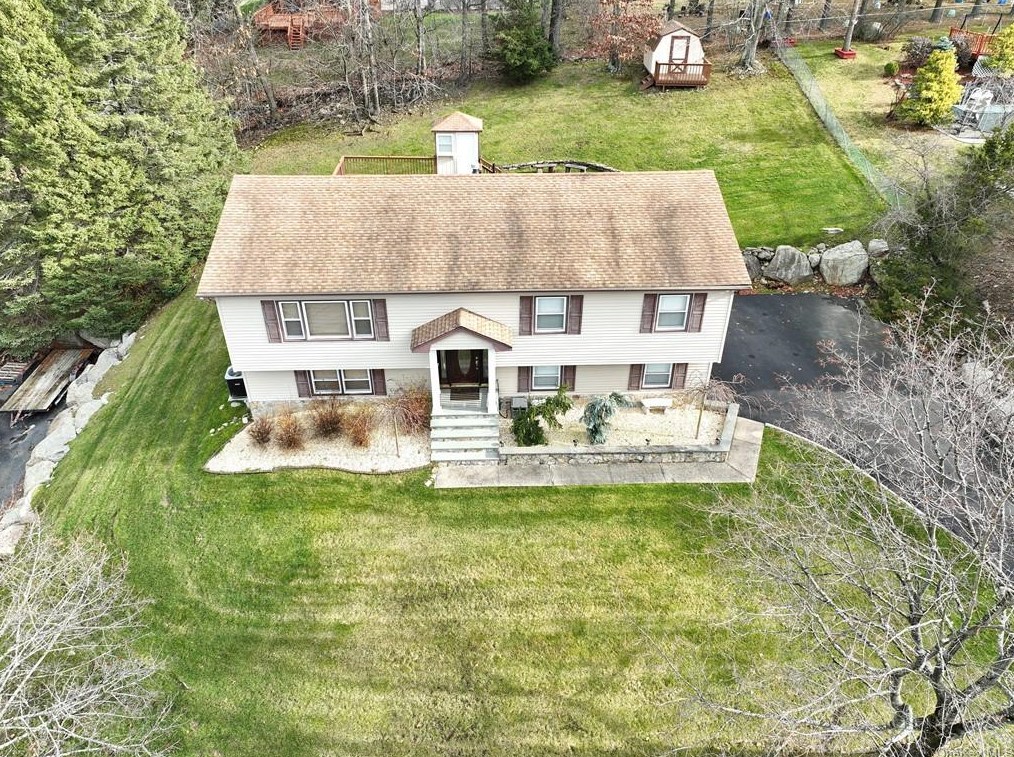 47 Riverglen Dr, Thiells, NY 10984