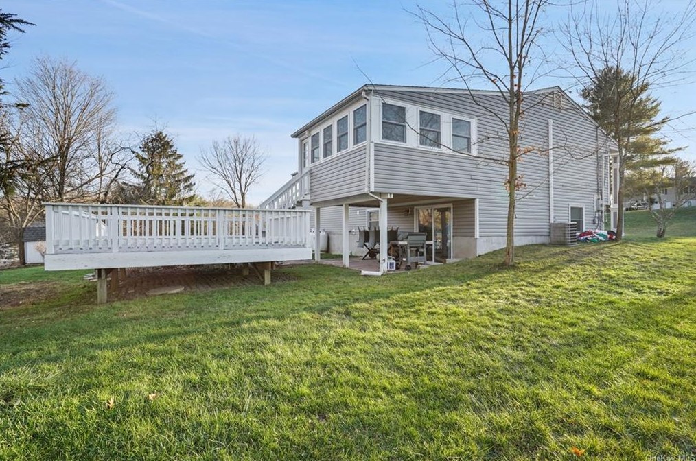 9 Lorene Dr, La Grange NY  12540-5712 exterior