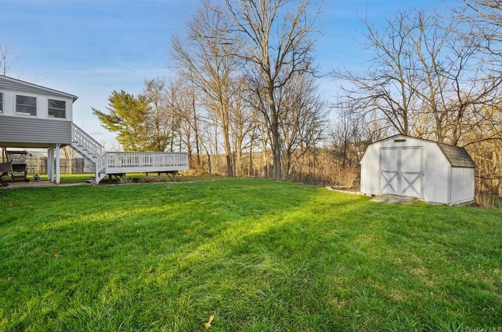 9 Lorene Dr, La Grange NY  12540-5712 exterior