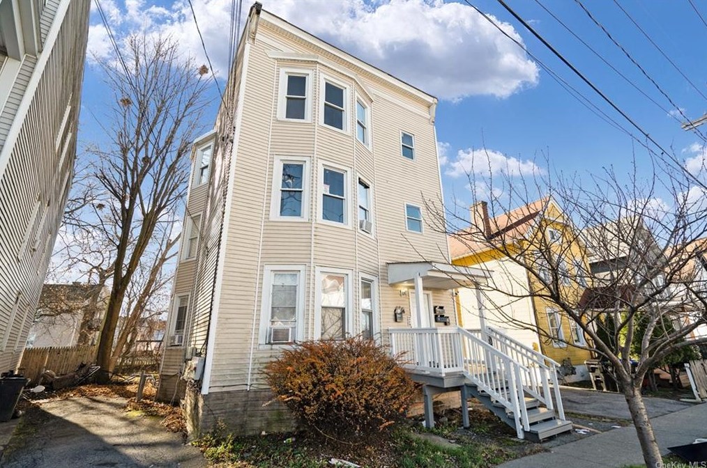 104 Winnikee Ave # 3, Poughkeepsie, NY