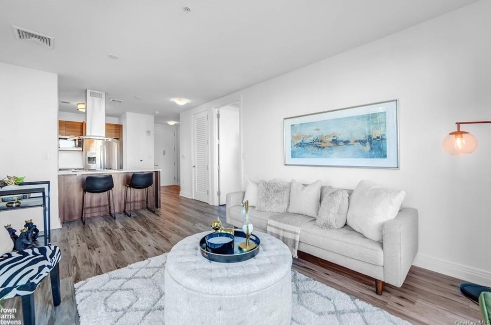 701 Ridge Hill Blvd Unit 10m, Yonkers, NY