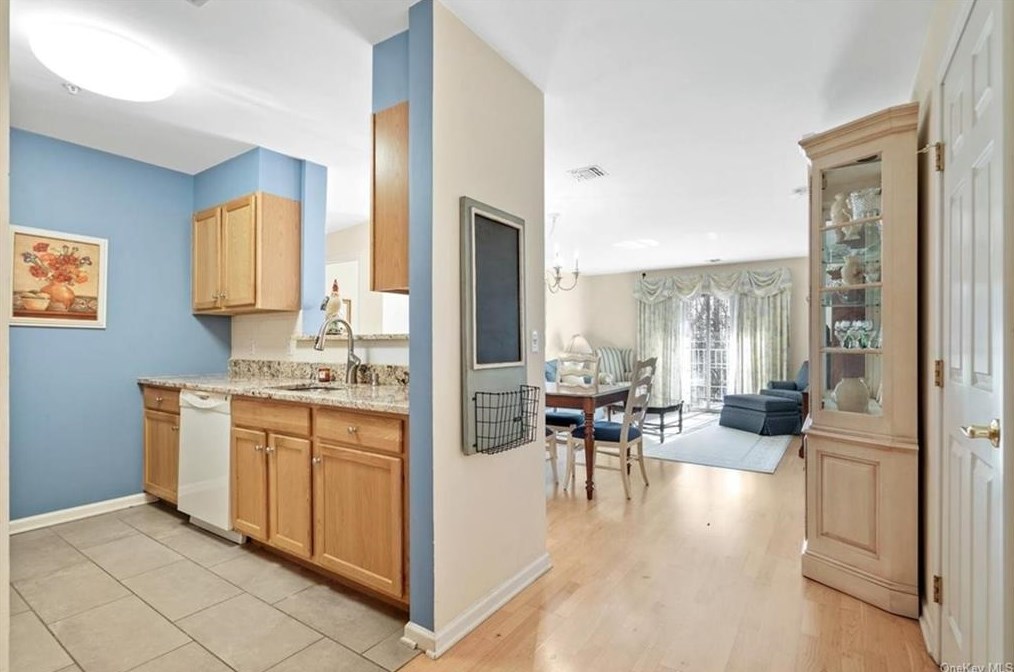 2301 Jacobs Hill Rd, Cortlandt Manor, NY 10567-2543