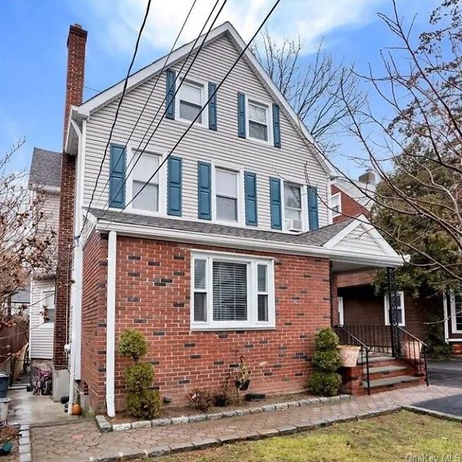 18 Woodland Ave #1, New Rochelle, NY 10805