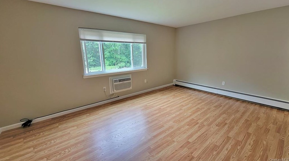 19 Tanager Rd, Monroe NY 10950-1841 exterior