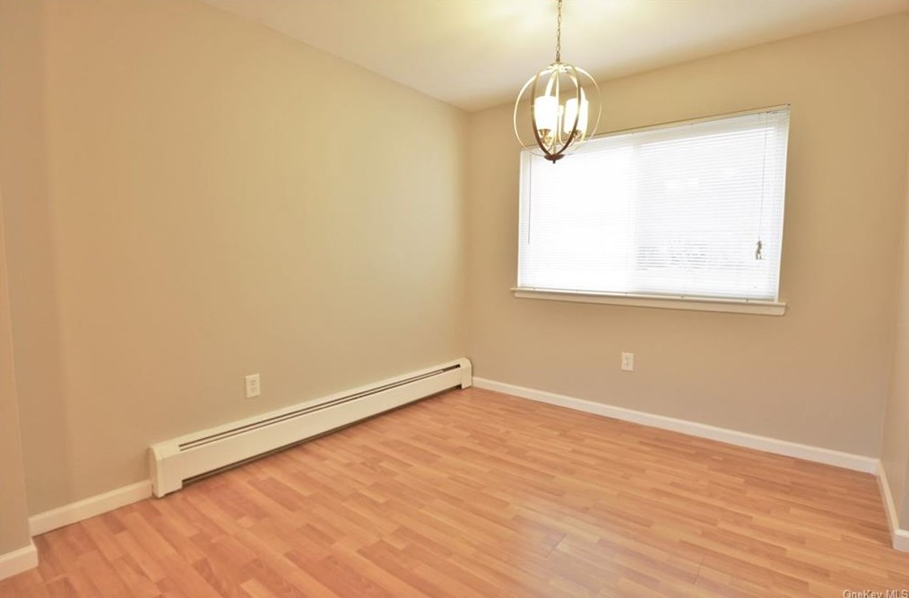 19 Tanager Rd, Monroe NY 10950-1841 exterior