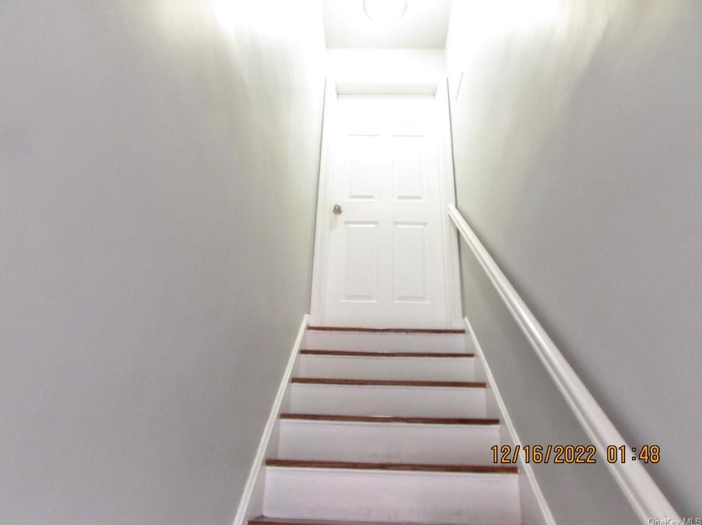 15 Wickes Ave #2, Yonkers, NY 10701
