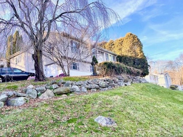 15 Roosevelt Pl, Stony Point, NY 10980