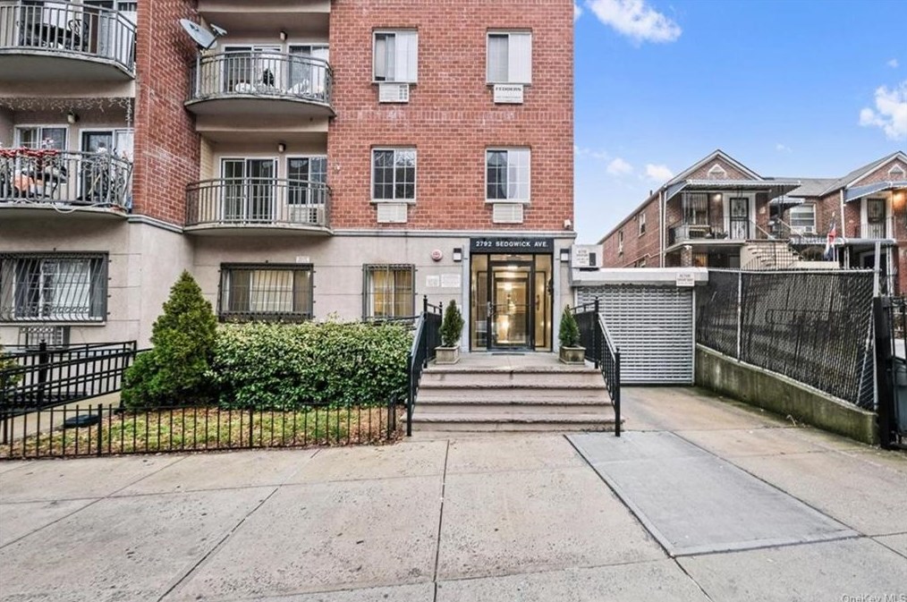 2792 Sedgwick Ave #1a, Bronx, NY 10468