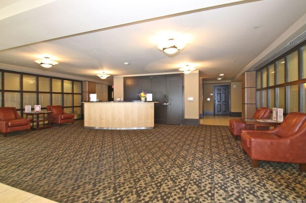 300 Mamaroneck Ave Apt 334, White Plains, NY 10605