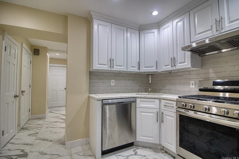 1150 Hobart Ave #1, Bronx, NY 10461