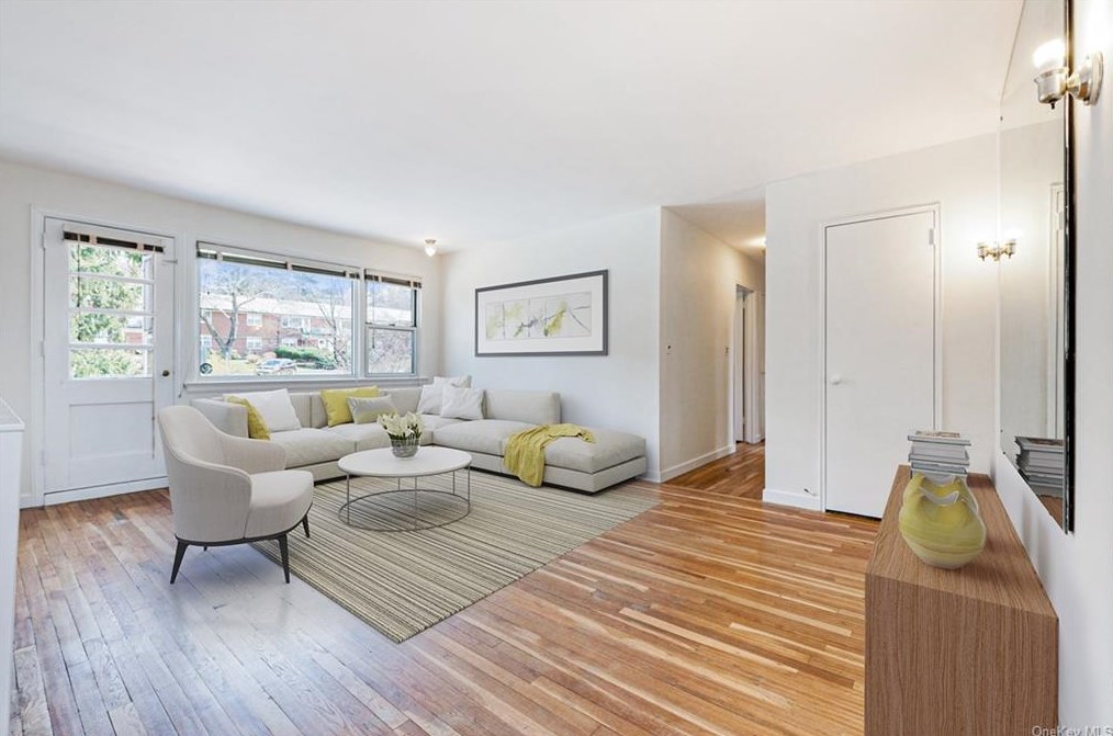 190 S Buckhout St #190, Irvington on Hudson, NY 10533