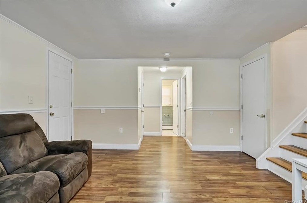 310 Lake Shore Dr, Monroe NY  10950-1812 exterior