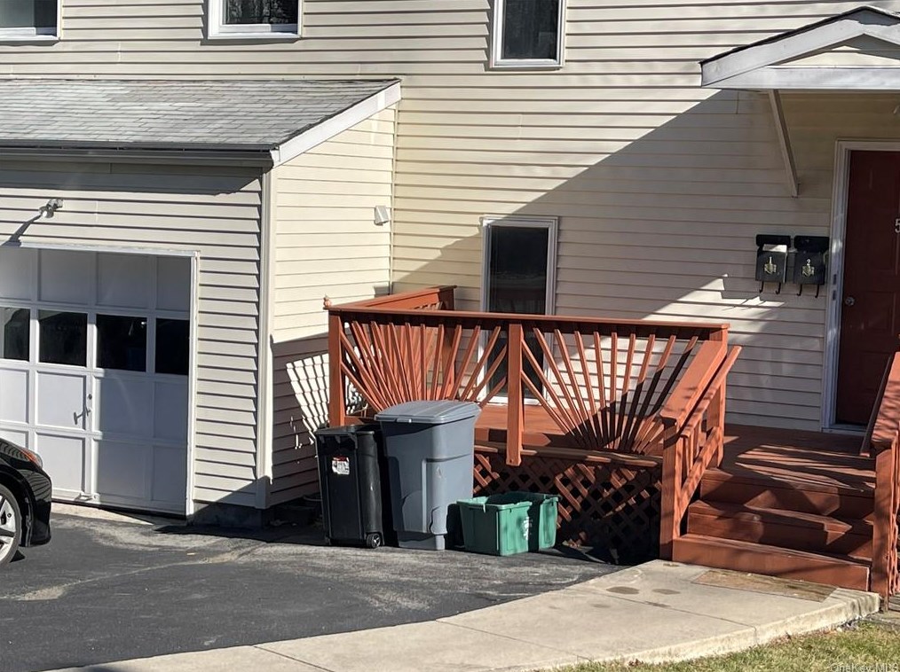 55 High St, Monroe, NY 10950