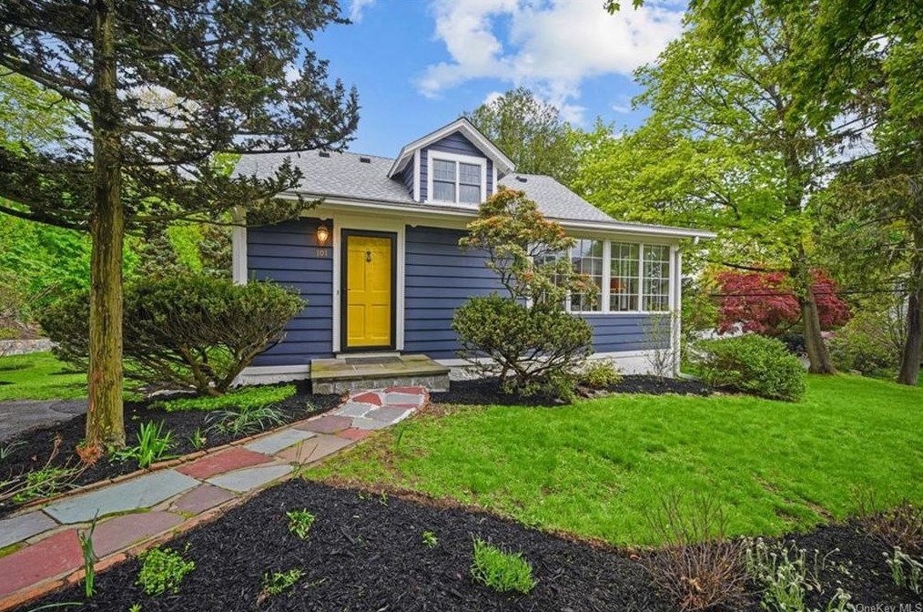 101 Elmore Ave, Croton on Hudson, NY 10520