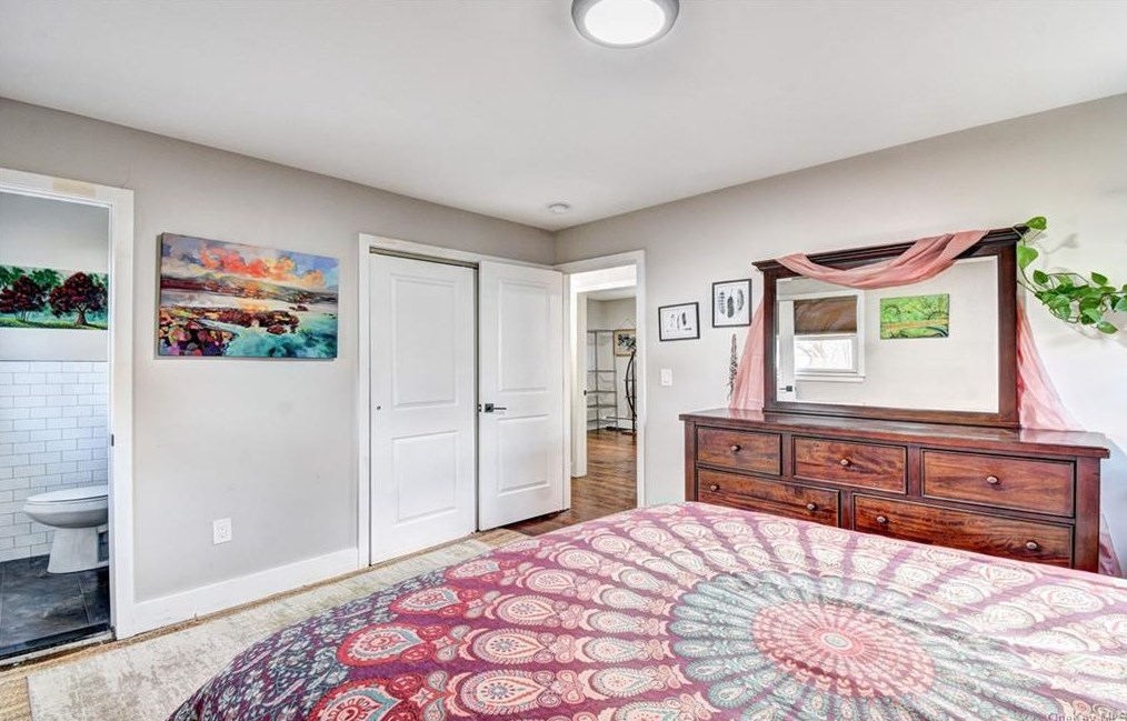 18 Split Tree Dr, Newburgh NY  12553-7832 exterior