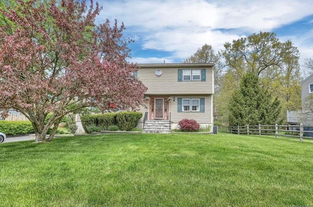110 Barnes Rd, Washingtonville, NY 10992