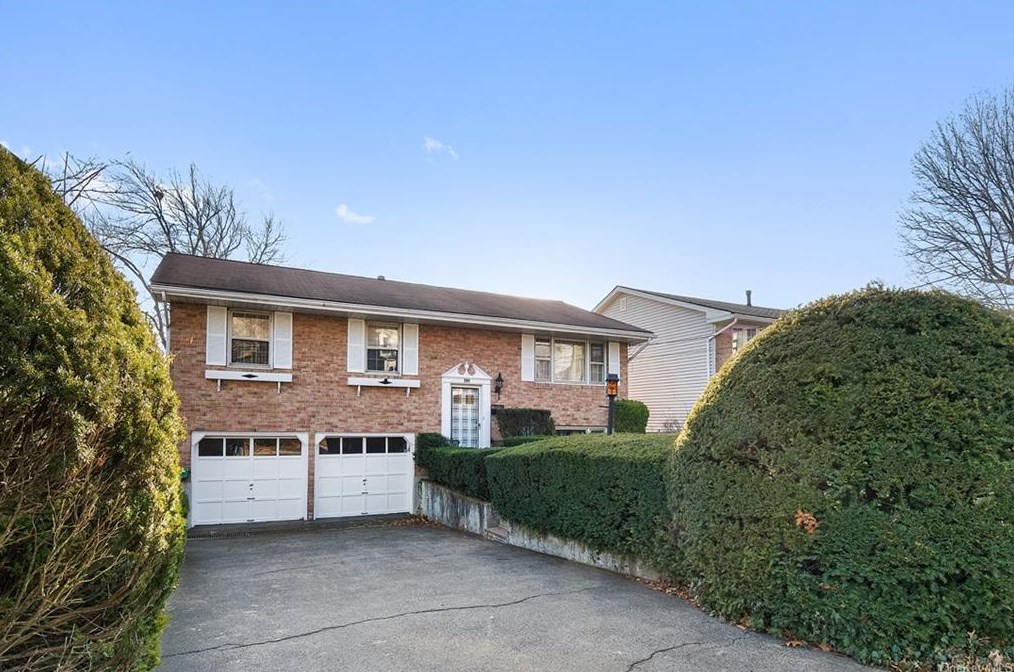 380 Odell Ave, Yonkers, NY 10703-1168