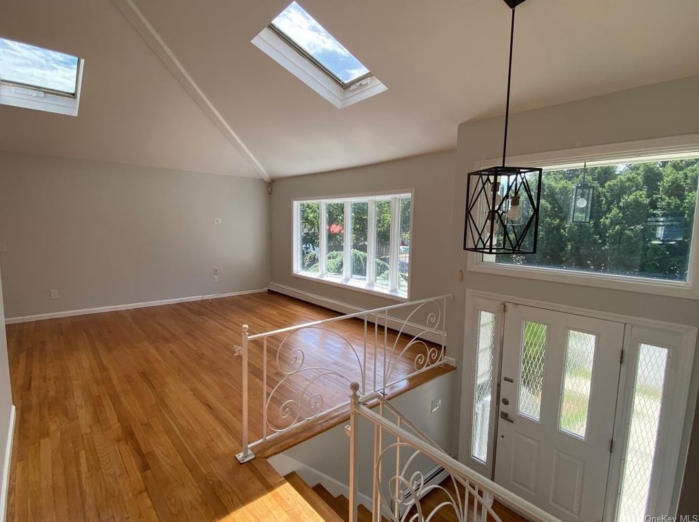 2785 Oxford Pl, Hempstead, NY 11554