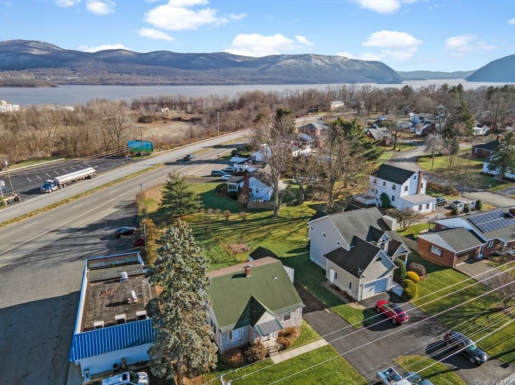 105 Quassaick Ave, Newburgh, NY 12553