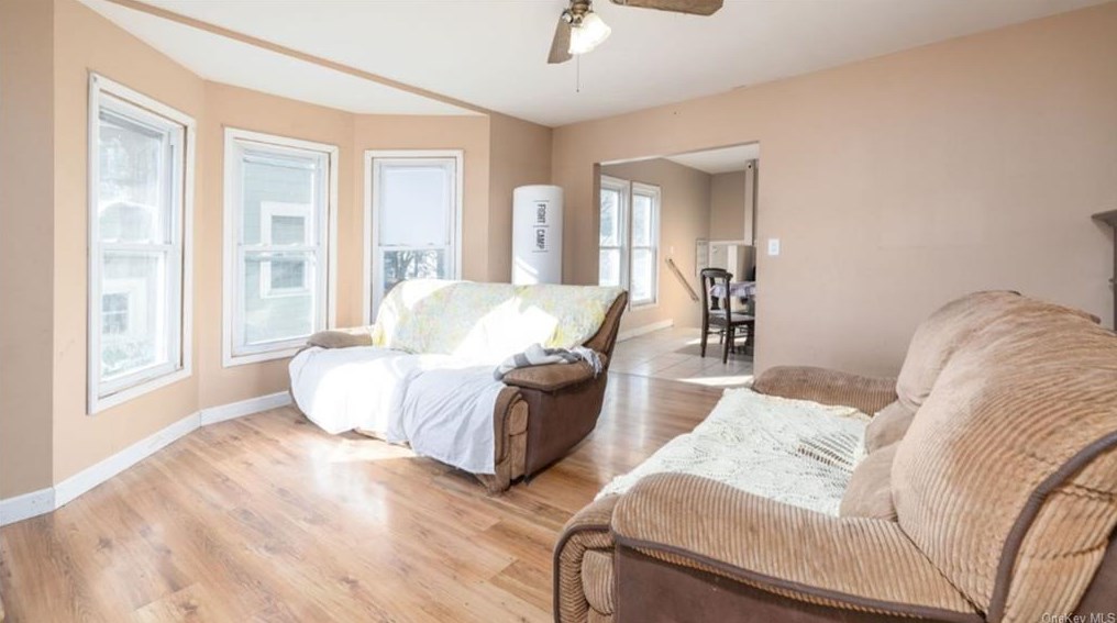 106 Hudson St, Port Jervis NY  12771-1415 exterior