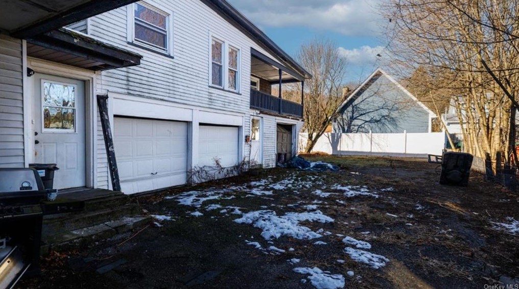 106 Hudson St, Port Jervis NY  12771-1415 exterior