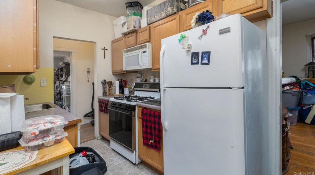 106 Hudson St, Port Jervis NY  12771-1415 exterior