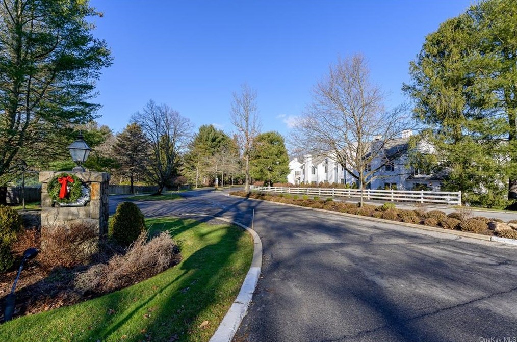 169 Jay Ct, Cross River, NY 10518