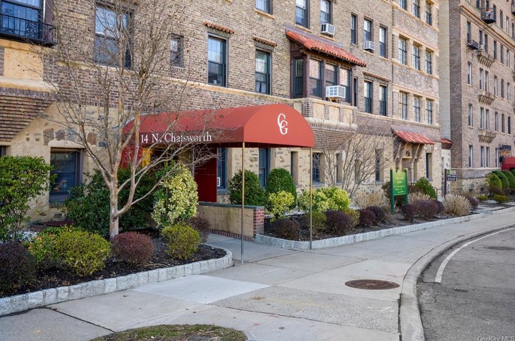 14 N Chatsworth Ave #2h, Larchmont, NY 10538
