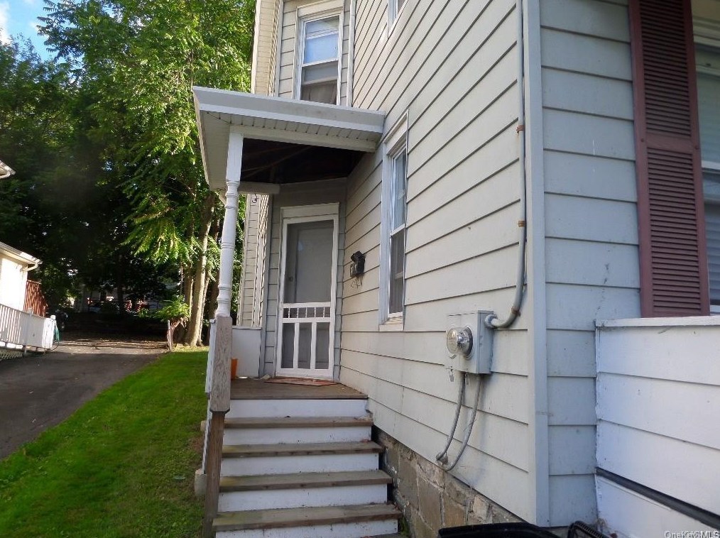 103 W Main St #4, Walden, NY 12586