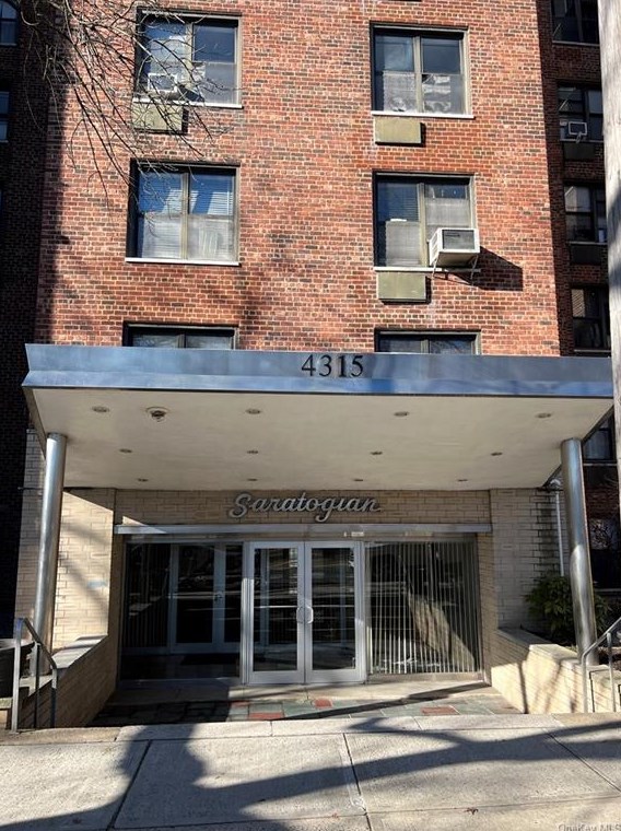 4315 Webster Ave #lm, Bronx, NY 10470