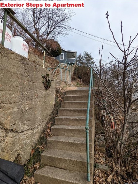 805 N Liberty Dr #1, Tomkins Cove, NY 10986