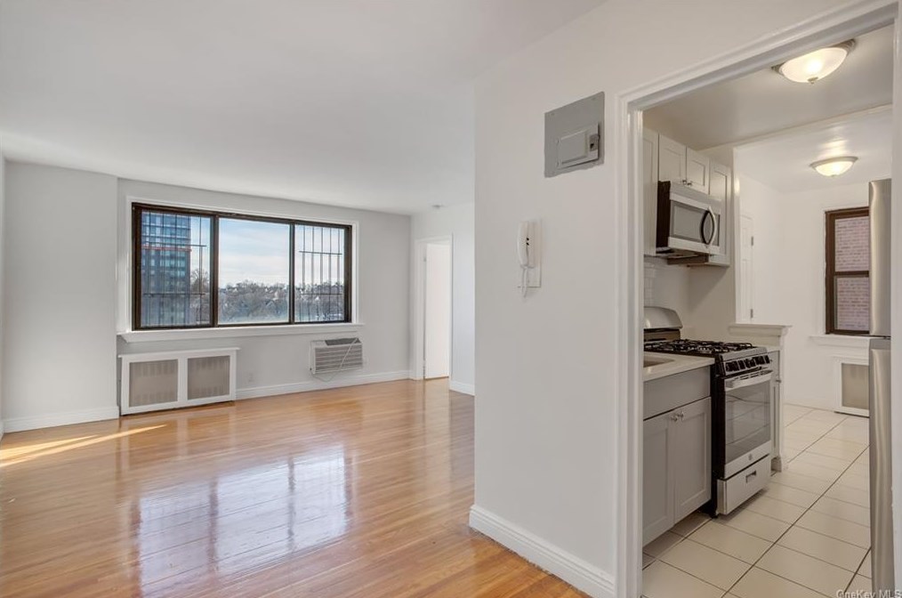 411 Bronx River Rd #6h, Yonkers, NY 10704