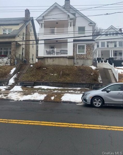 452 Warburton Ave, Yonkers, NY 10701