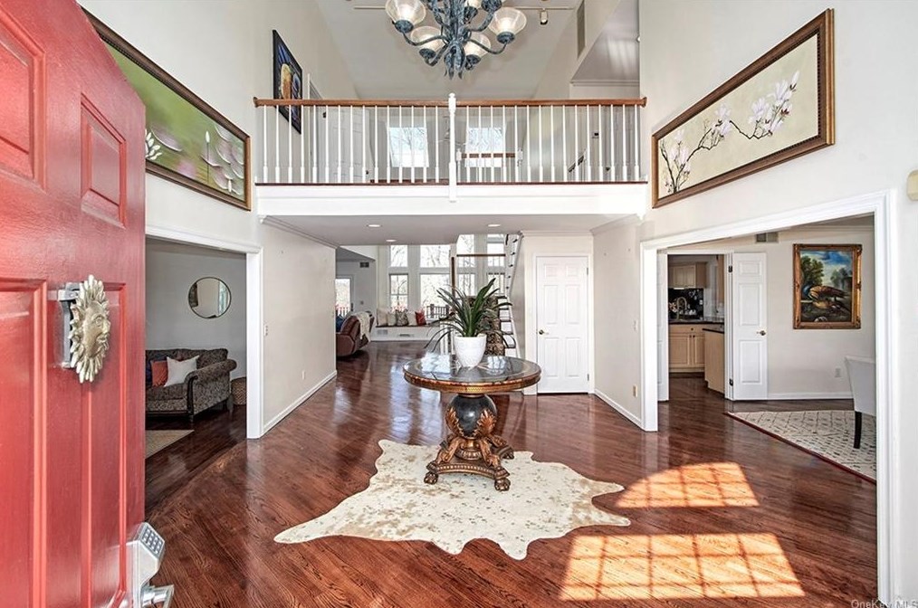 4 Stonington Heights, Briarcliff, NY 10510