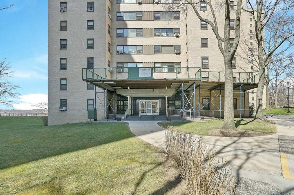 3 Fordham Hill Oval #5h, Bronx, NY 10468