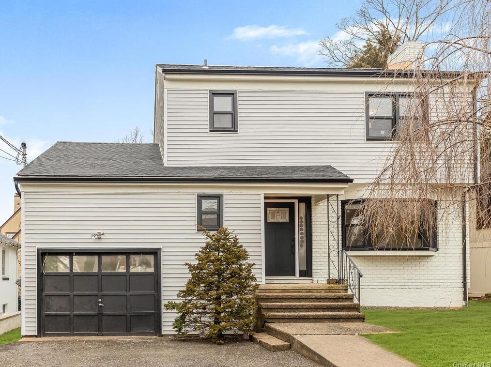 108 Adams Ave, Rye Brook, NY 10573