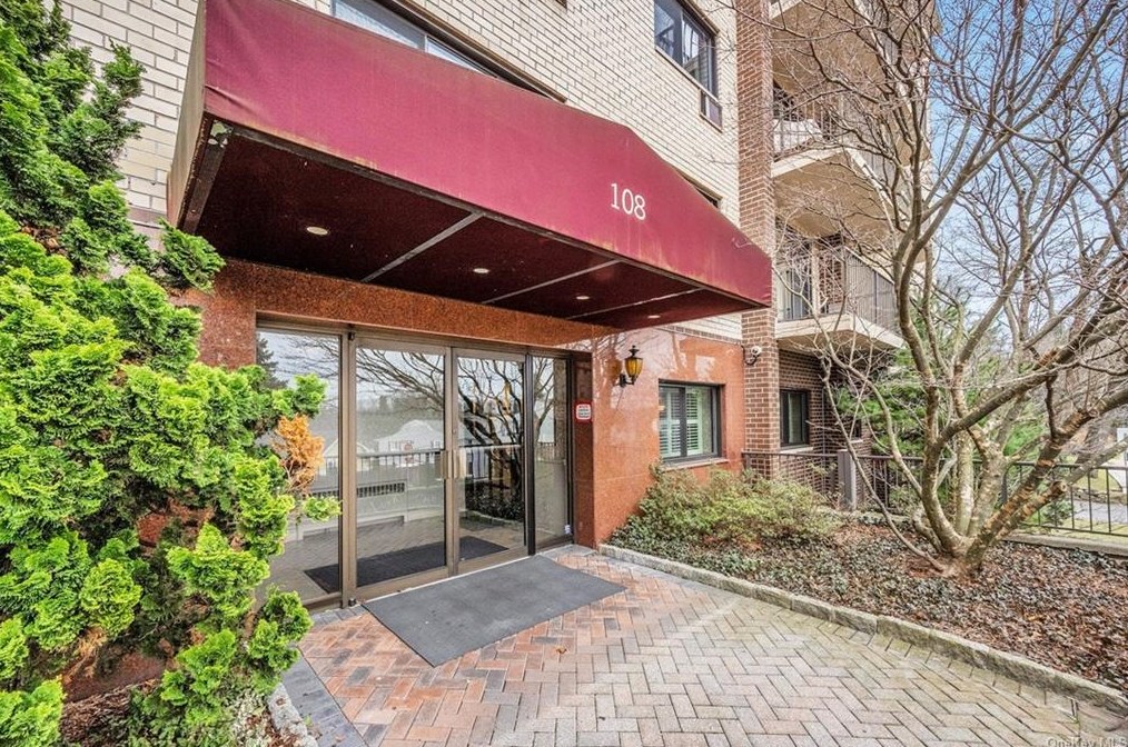 108 Sagamore Rd #2h, Yonkers, NY 10707