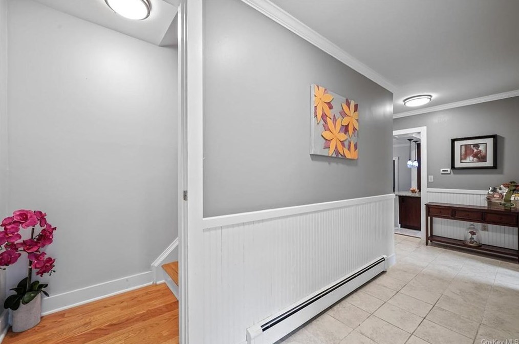 69 Montgomery St, Goshen NY  10924-1514 exterior