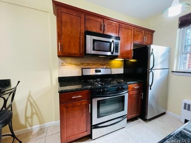 220 Pelham Rd Apt 2h, New Rochelle, NY