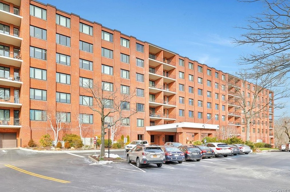 16 Rockledge #2mm-2, Crotonville, NY 10562