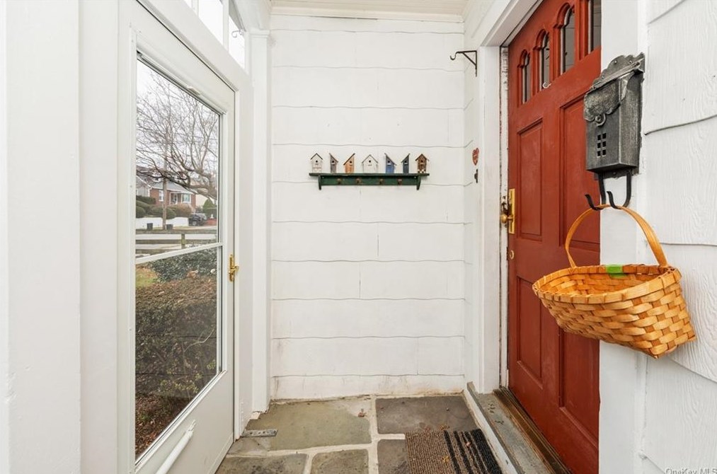 144 Douglas Ave, Yonkers, NY 10703-1917