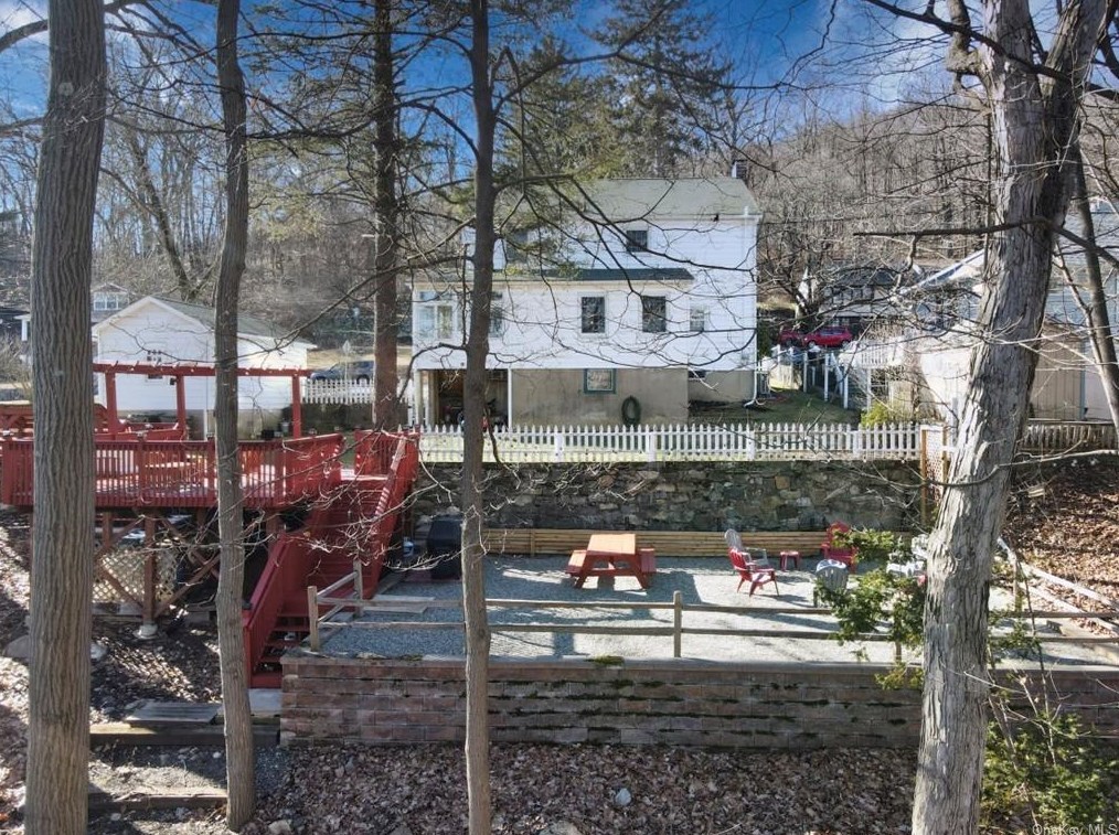 31 Mearns Ave, Highland Falls NY  10928-1103 exterior