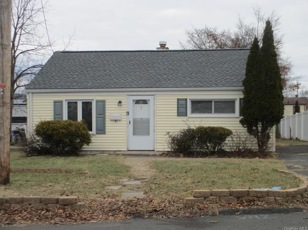 7 Williams Rd, Stony Point, NY 10980